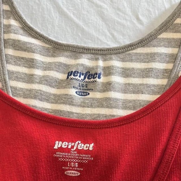 Lot of 9 OLD NAVY tanks - Picture 10 of 10